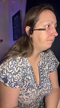 allnaturalmermaid online show from April 11, 2:05 am