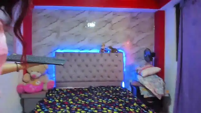 Stefany Andruw online show from November 7, 1:44 pm