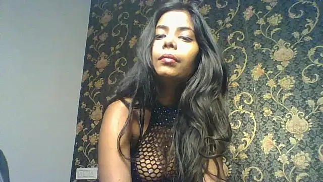 Snapshot of zoya_your chatting on February 5, 5:17 pm zoya your online show from February 5, 5:17 pm