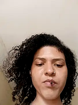Snapshot of Larissinhamm chatting on October 12, 4:17 pm Larissinhamm online show from October 12, 4:17 pm