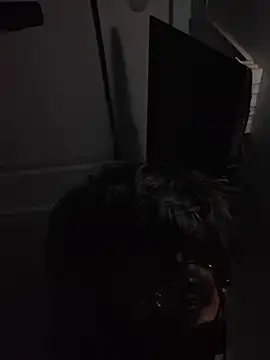 Snapshot of UsurpedThaw chatting on November 17, 6:35 pm UsurpedThaw online show from November 17, 6:35 pm