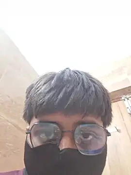 Snapshot of UsurpedThaw chatting on November 18, 6:56 pm UsurpedThaw online show from November 18, 6:56 pm