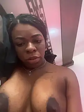 Priihmedeiros online show from March 24, 9:36 am