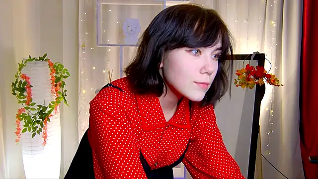 Kelly foox online show from October 31, 9:43 am