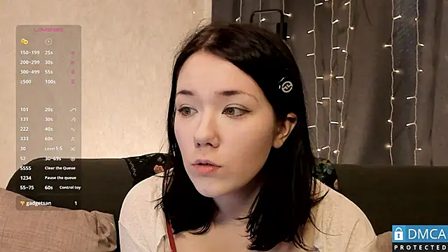 Kelly foox online show from April 11, 11:14 am