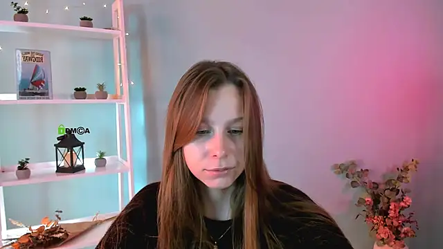 Snapshot of esme_moore_ chatting on October 4, 8:56 am esme moore  online show from October 4, 8:56 am
