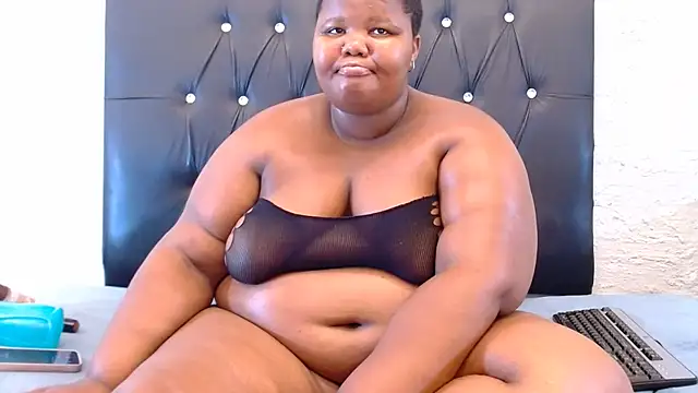 LadyBear2002 online show from March 21, 3:04 pm