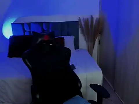 Dammianmiller online show from October 5, 2:43 am