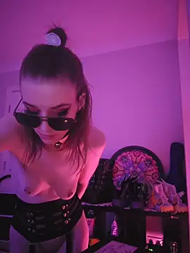 lonely Cosplay chick online show from November 16, 6:02 pm