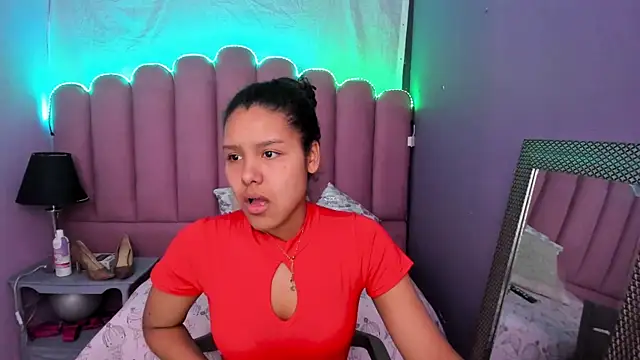 AriaVega online show from November 11, 1:00 pm