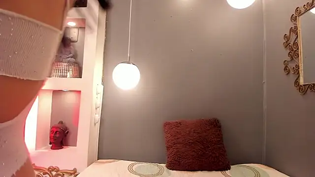 Alana Martinez  online show from March 27, 8:08 pm