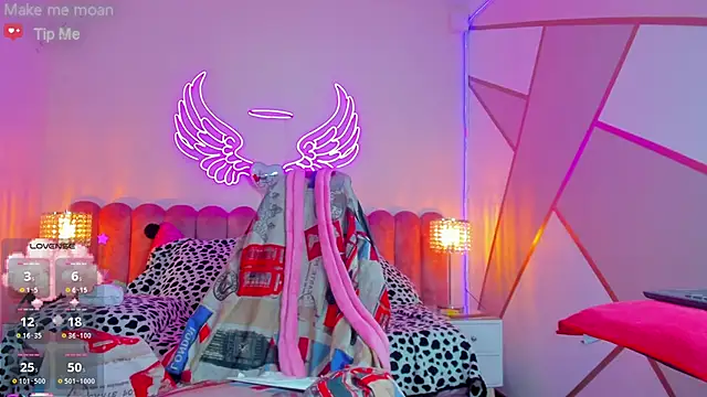 madisson 121 online show from November 5, 10:15 am