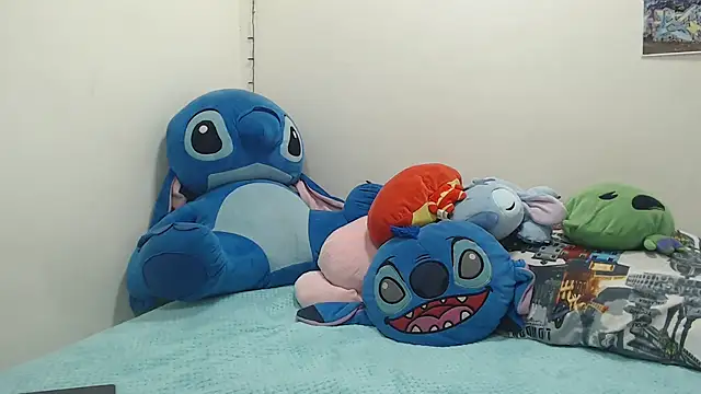 Snapshot of caramel_doll__ chatting on February 16, 9:11 pm caramel doll online show from February 16, 9:11 pm