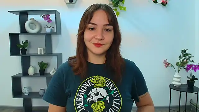 OliviaMontgommery online show from October 9, 5:16 am