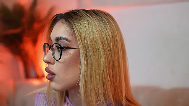 AileenKiss online show from March 19, 8:57 pm