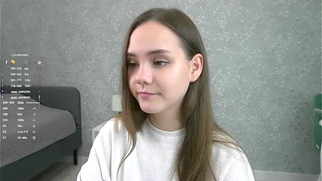 Snapshot of SweetSaraPie chatting on October 7, 6:49 pm SweetSaraPie online show from October 7, 6:49 pm