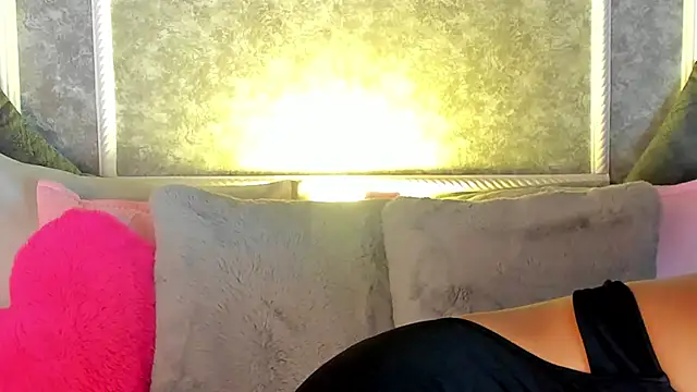  victoriaa  lois online show from November 24, 9:14 pm