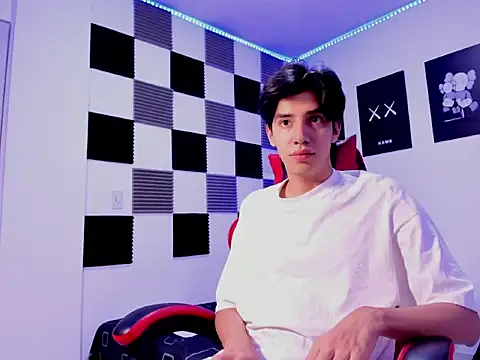 jeycobb online show from October 18, 11:44 am