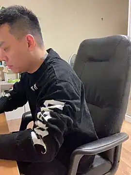 latava online show from November 15, 4:14 pm