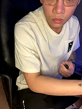 latava online show from December 21, 6:15 pm