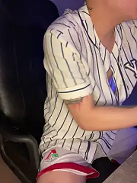 latava online show from December 22, 4:37 pm