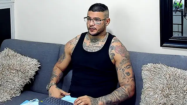 Snapshot of MICHELL_ARTHUS_ chatting on October 9, 10:19 pm MICHELL ARTHUS online show from October 9, 10:19 pm