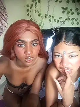 Snapshot of venus_kiss chatting on November 1, 4:09 pm venus kiss online show from November 1, 4:09 pm