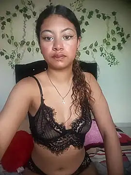 Snapshot of venus_kiss chatting on November 2, 3:25 pm venus kiss online show from November 2, 3:25 pm