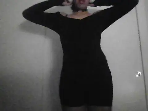 Snapshot of Sunny_Pebble chatting on October 4, 4:43 am Sunny Pebble online show from October 4, 4:43 am