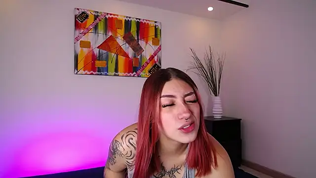 ZammyRossee online show from March 17, 4:06 am