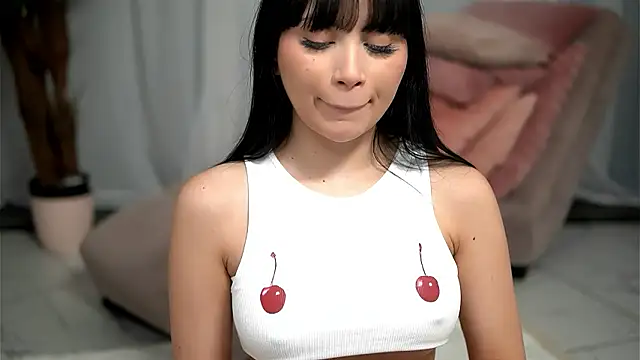 MysticLayla online show from March 18, 4:15 am