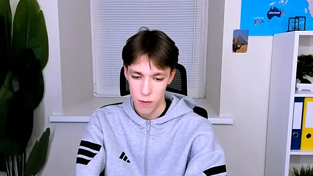 MarkBranston online show from October 23, 4:17 pm