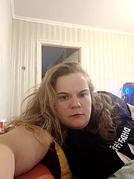Snapshot of HarmonyKarera chatting on October 5, 12:14 pm HarmonyKarera online show from October 5, 12:14 pm