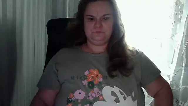 Snapshot of HarmonyKarera chatting on October 11, 6:45 am HarmonyKarera online show from October 11, 6:45 am