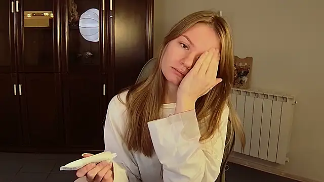 Snapshot of swag_evalution chatting on October 28, 5:11 am swag evalution online show from October 28, 5:11 am