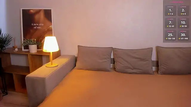 Snapshot of Taylaa_Luxe chatting on October 21, 6:36 am Taylaa Luxe online show from October 21, 6:36 am