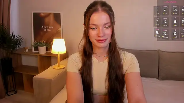 Snapshot of Taylaa_Luxe chatting on October 22, 6:35 am Taylaa Luxe online show from October 22, 6:35 am