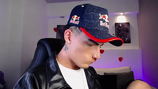 MateoMitchell online show from March 11, 3:34 am