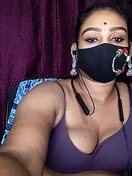 Snapshot of tamil_Monisha chatting on April 28, 5:29 pm tamil Monisha online show from April 28, 5:29 pm