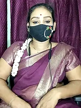 Snapshot of tamil_Monisha chatting on May 6, 5:40 pm tamil Monisha online show from May 6, 5:40 pm