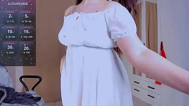 AmeliHallss online show from March 14, 4:23 pm