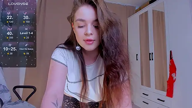 AmeliHallss online show from April 12, 3:06 pm