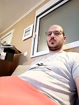 arksex32 online show from April 18, 8:31 pm