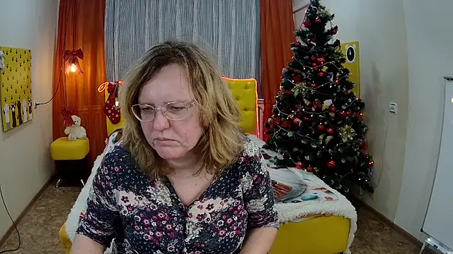 VestaWoody online show from January 8, 1:02 pm