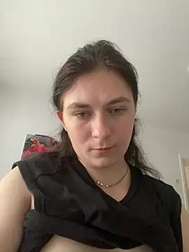 Twolatte1520 online show from July 7, 12:53 pm