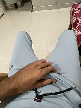 Snapshot of Akky00359 chatting on October 25, 7:30 pm Akky00359 online show from October 25, 7:30 pm