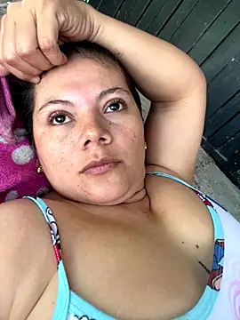 lady and charly online show from December 21, 5:09 pm