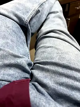 Snapshot of kartik_12098 chatting on October 7, 8:11 am kartik 12098 online show from October 7, 8:11 am