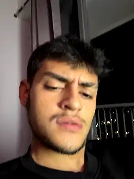 Snapshot of Monson_cl2 chatting on October 13, 8:03 am Monson cl2 online show from October 13, 8:03 am