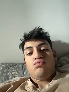 Snapshot of Monson_cl2 chatting on October 15, 6:57 am Monson cl2 online show from October 15, 6:57 am